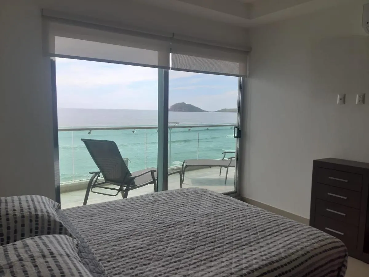 Hermoso Y Moderno Departamento Frente Al Malecon Con Preciosa Vista Al Mar Mazatlán 0*,  Mexiko